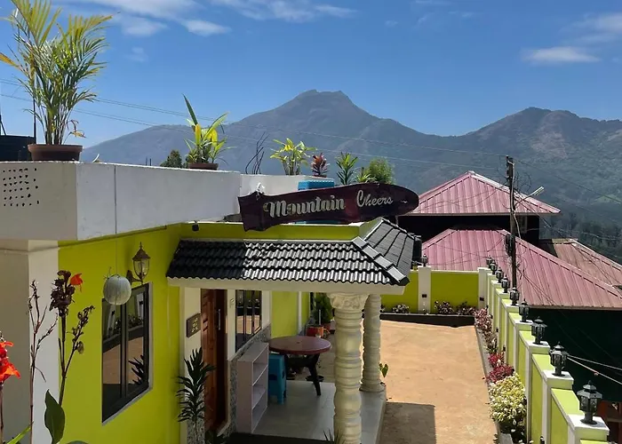 Mountain cheers munnar